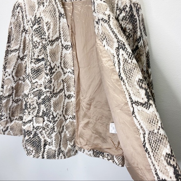 Louben Open Front Snake Printed Blazer Sz 12 - Picture 3 of 7